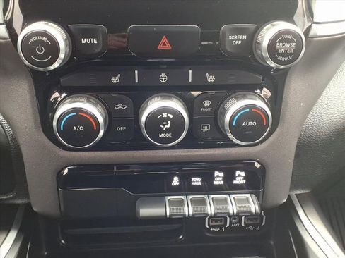 Certified 2022 RAM 1500 Big Horn image 8