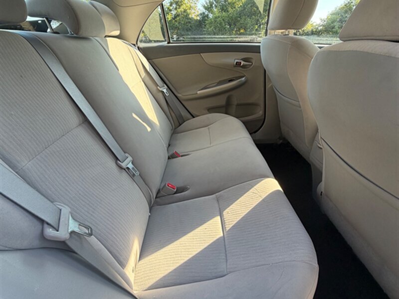 Used 2010 Toyota Corolla LE w/ All Weather Guard Pkg FWD image 19