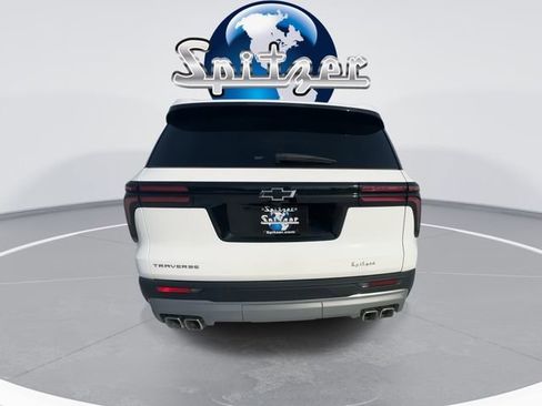 New 2026 Chevrolet Traverse LT w/ Sun and Wheel Package image 7