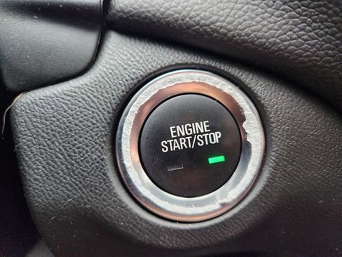 Used 2021 Chevrolet Equinox LT AWD/4WD image 8