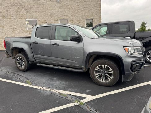 Used 2021 Chevrolet Colorado Z71 AWD/4WD image 4