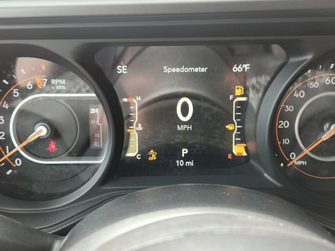 New 2026 Jeep Gladiator Mojave w/ Safety Group AWD/4WD image 22