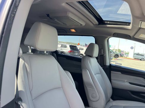 Certified 2019 Honda Odyssey Touring image 34
