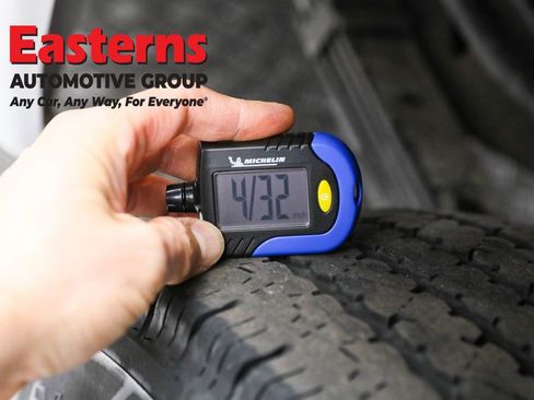 Used 2023 Chevrolet Express 3500 LS image 23