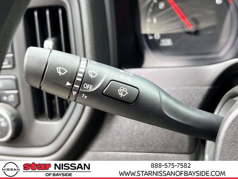 Used 2020 Chevrolet Silverado 1500 Custom w/ Custom Max Trailering Package image 21