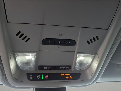 Used 2024 GMC Terrain AT4 image 29