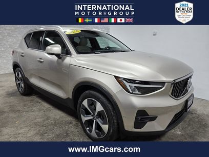 Used 2024 Volvo XC40 B5 Plus