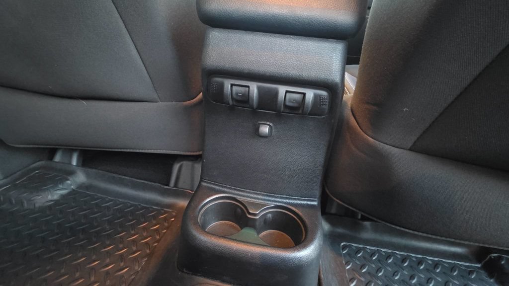 Used 2014 Jeep Wrangler Unlimited Sahara AWD/4WD image 38