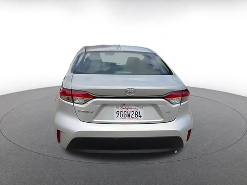 Used 2023 Toyota Corolla LE FWD image 11