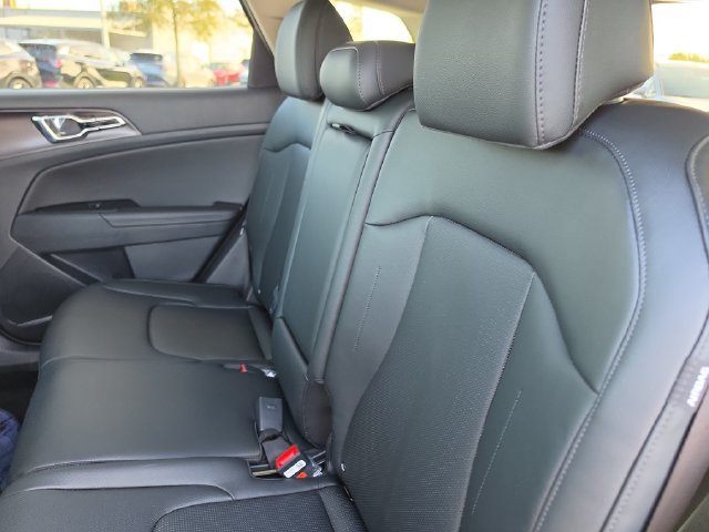 New 2027 Kia Sportage SX FWD image 12