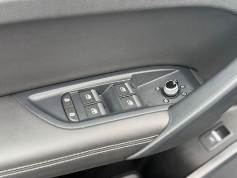 Used 2022 Audi Q5 2.0T Premium Plus w/ Premium Plus Package image 25