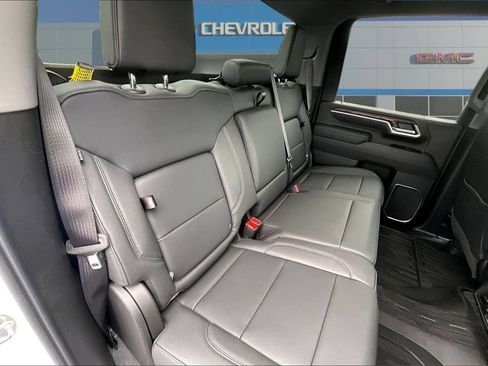 New 2026 GMC Sierra 2500 SLT AWD/4WD image 10