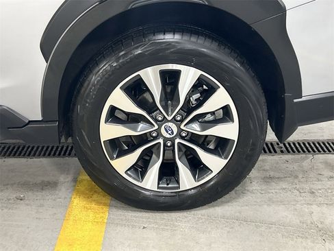 Certified 2024 Subaru Outback Limited image 11