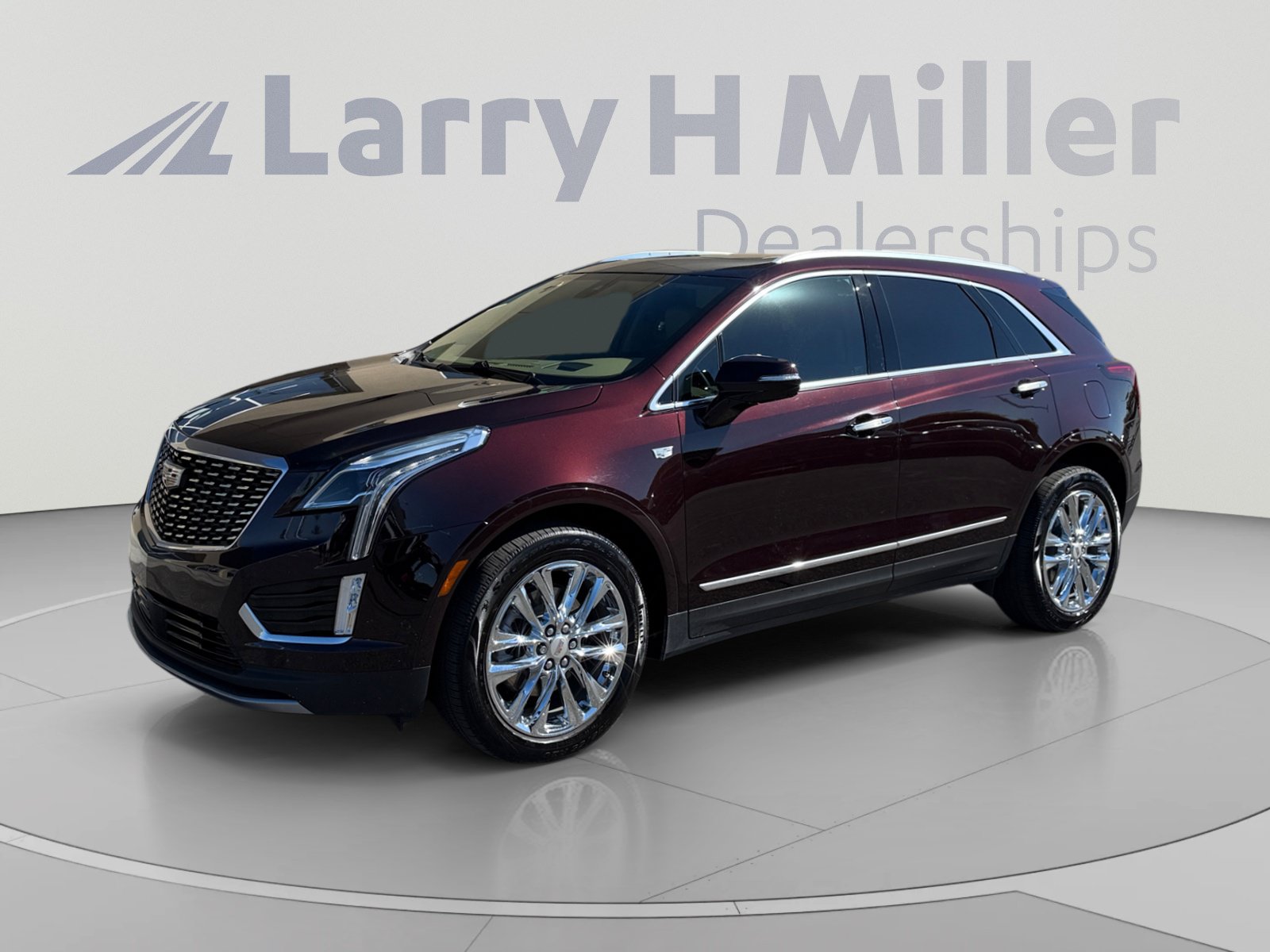 Used 2021 Cadillac XT5 Premium Luxury w/ Platinum Package AWD/4WD image 1