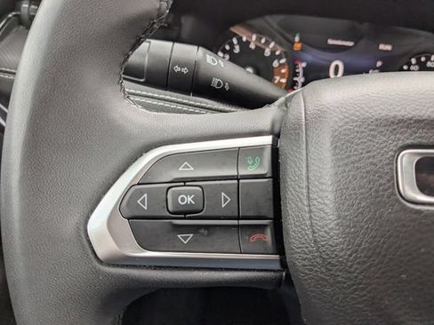 Used 2022 Jeep Compass Latitude w/ Sun and Sound Group AWD/4WD image 27