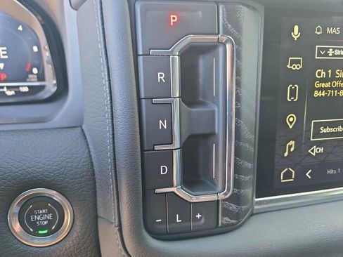 Used 2024 GMC Yukon XL Denali image 26