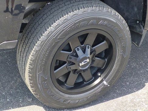 Used 2022 Chevrolet Colorado LT w/ LT Convenience Package AWD/4WD image 7