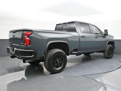 New 2026 Chevrolet Silverado 2500 ZR2 image 13