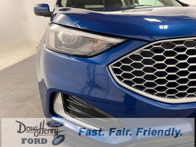 Used 2024 Ford Edge SEL AWD/4WD image 9