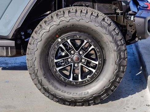 New 2026 Jeep Wrangler Unlimited Rubicon image 11