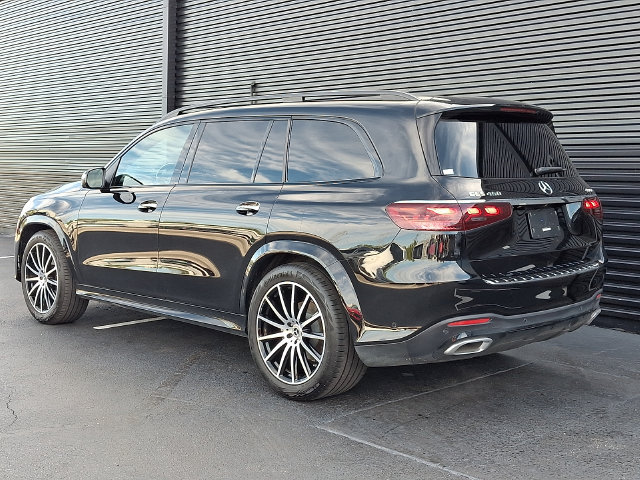 Used 2025 Mercedes-Benz GLS 450 4MATIC image 3