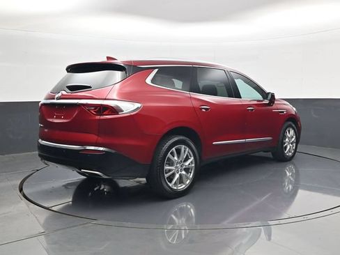 Used 2024 Buick Enclave Essence w/ Experience Buick Package AWD/4WD image 5