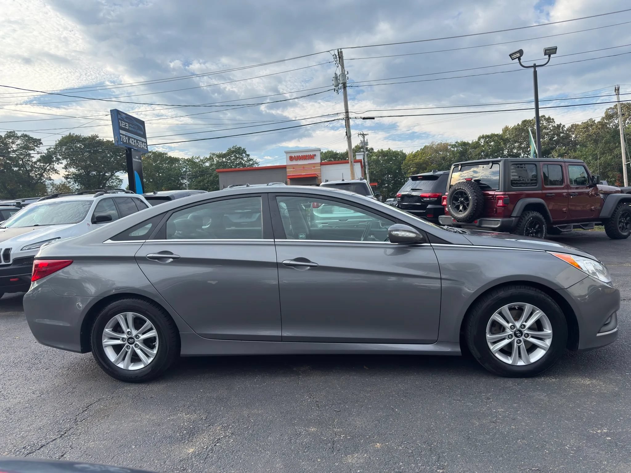 Used 2014 Hyundai Sonata GLS w/ Popular Equipment Group 2 FWD image 8