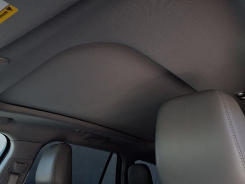 Used 2021 Lincoln Aviator Reserve RWD image 16