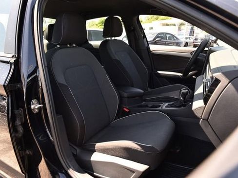 Used 2025 Volkswagen Jetta Sport FWD image 20