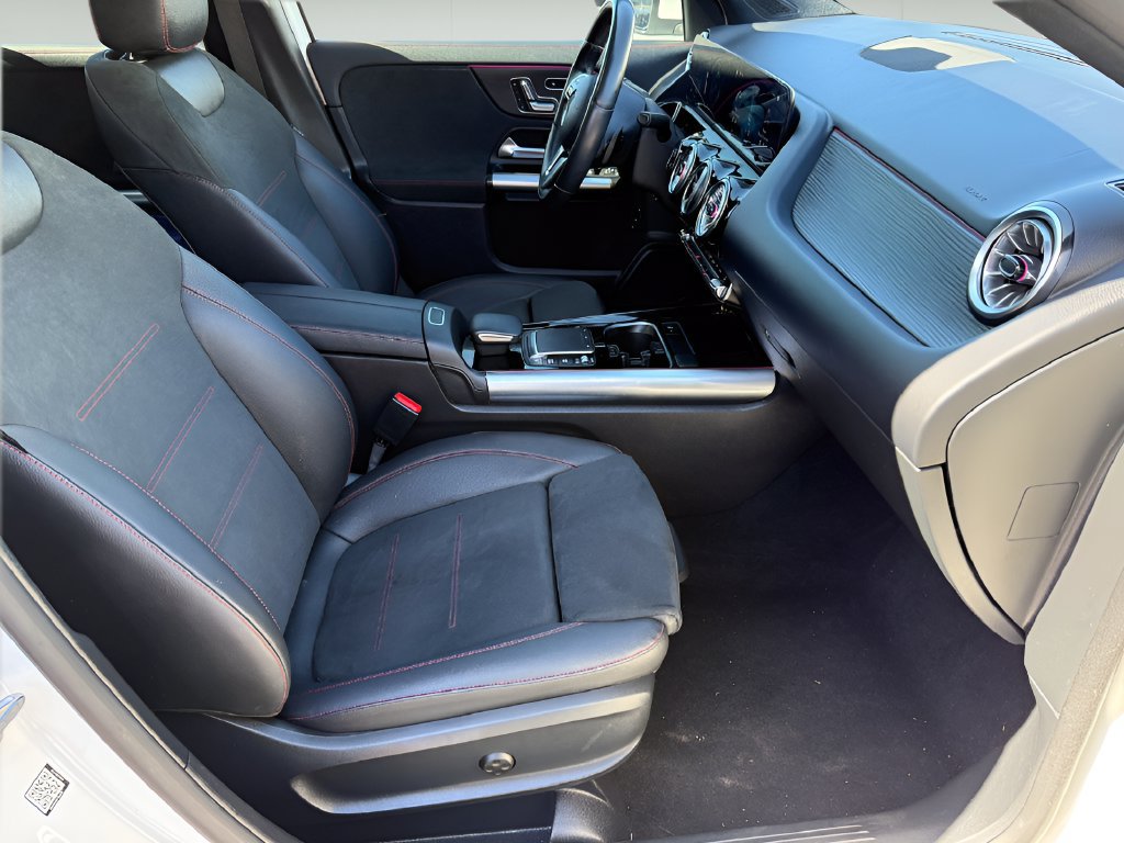 Used 2023 Mercedes-Benz GLA 250 4MATIC image 14