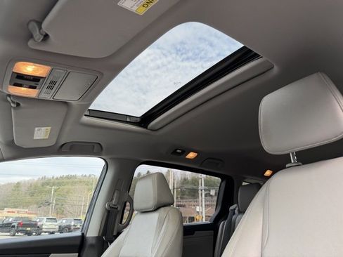 Used 2018 Honda Odyssey EX-L image 31