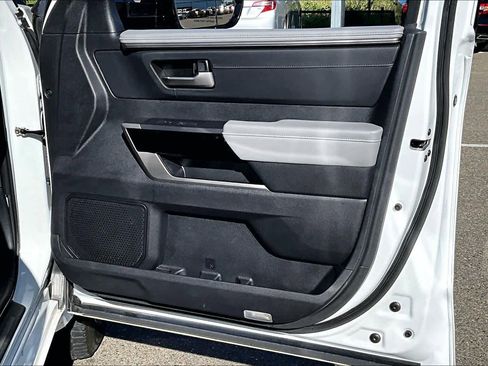 Used 2022 Toyota Tundra Limited image 22