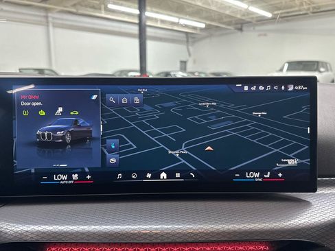Used 2025 BMW i4 eDrive40 w/ Premium Package RWD image 15