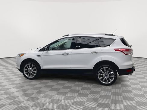 Used 2016 Ford Escape SE w/ SE Chrome Package FWD image 33
