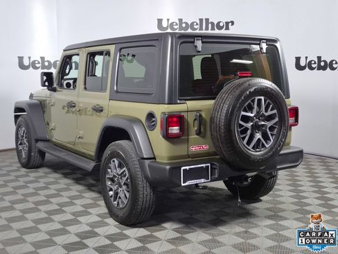 Used 2026 Jeep Wrangler Unlimited Sport AWD/4WD image 5