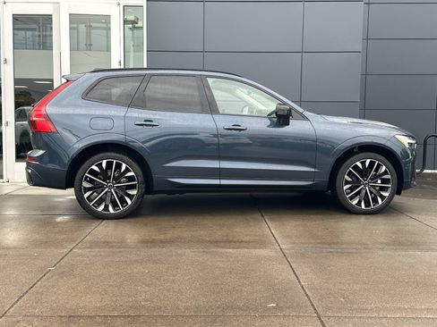Used 2026 Volvo XC60 B5 Ultra w/ Protection Package Premier AWD/4WD image 2