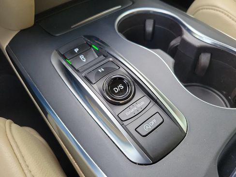 Used 2020 Acura MDX FWD image 32