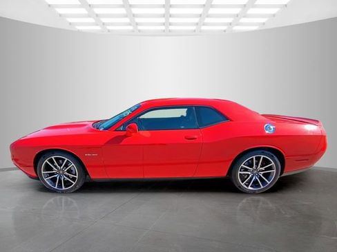 Used 2022 Dodge Challenger R/T w/ Plus Package RWD image 7