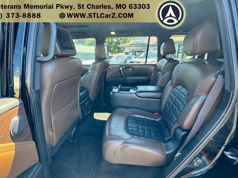 Used 2019 Nissan Armada Platinum w/ Captain's Chairs Package image 14
