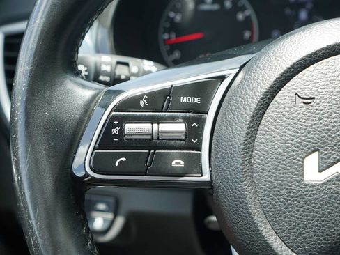 Used 2022 Kia Seltos S FWD image 13