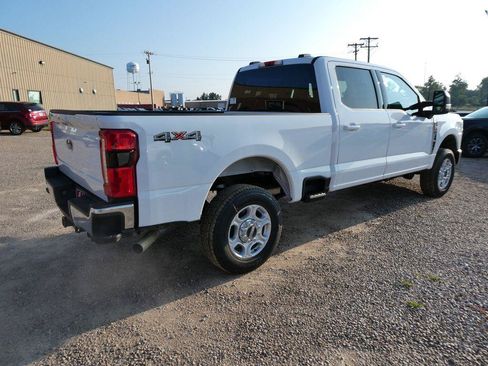 New 2026 Ford F250 XLT w/ XLT Premium Package AWD/4WD image 6