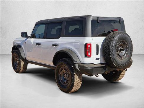 New 2025 Ford Bronco Badlands image 9