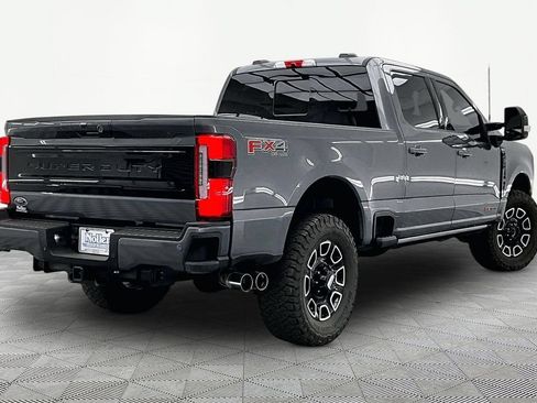 Used 2025 Ford F250 Platinum AWD/4WD image 2