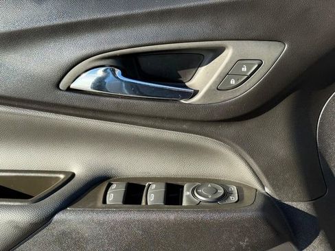 Certified 2024 Chevrolet Equinox LT image 22