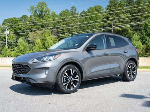 Used 2022 Ford Escape SEL w/ SEL Stealth AWD Package image 3
