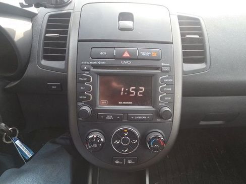Used 2013 Kia Soul + w/ Audio Pkg image 23