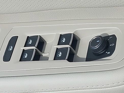 New 2026 Volkswagen Atlas SE AWD/4WD image 23