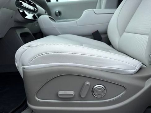 Certified 2026 Hyundai Palisade Limited image 13