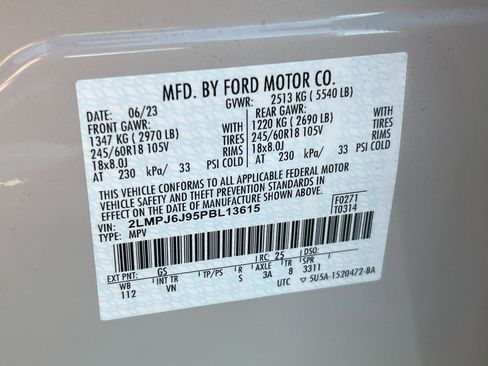 Used 2023 Lincoln Nautilus FWD w/ Premium Package image 33