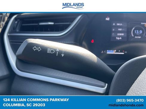Used 2025 Jeep Grand Cherokee L Laredo RWD image 23